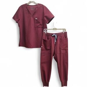 FIGS Burgundy Scrub Set Catarina 1-Pocket Top  M / Nepal Jogger Scrub Pants MP